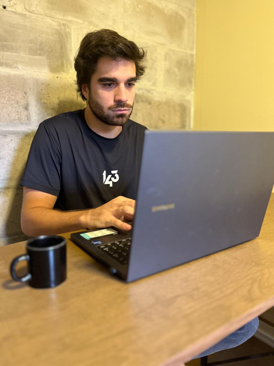 Felipe Teixeira, fisioterapeuta, no Studio 143 em Porto Alegre